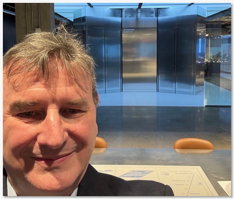 09711381-92B6-4DF2-8DAD-E86073D9D990